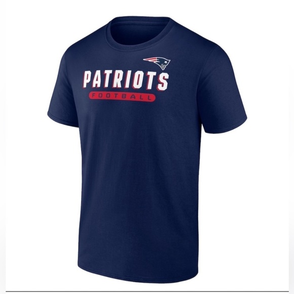 NFL New England Patriots Football Men's T Shirt - New with tags - Picture 1 of 3